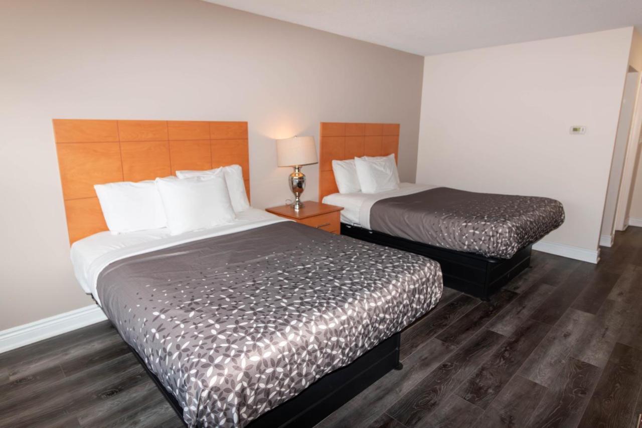 Angus Borden Inn And Suites מראה חיצוני תמונה